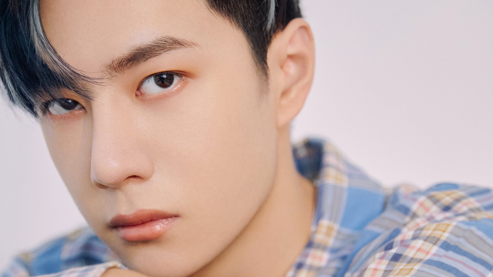 -跨界合作创新：电竞与时尚、影视的深度融合，电竞 合作