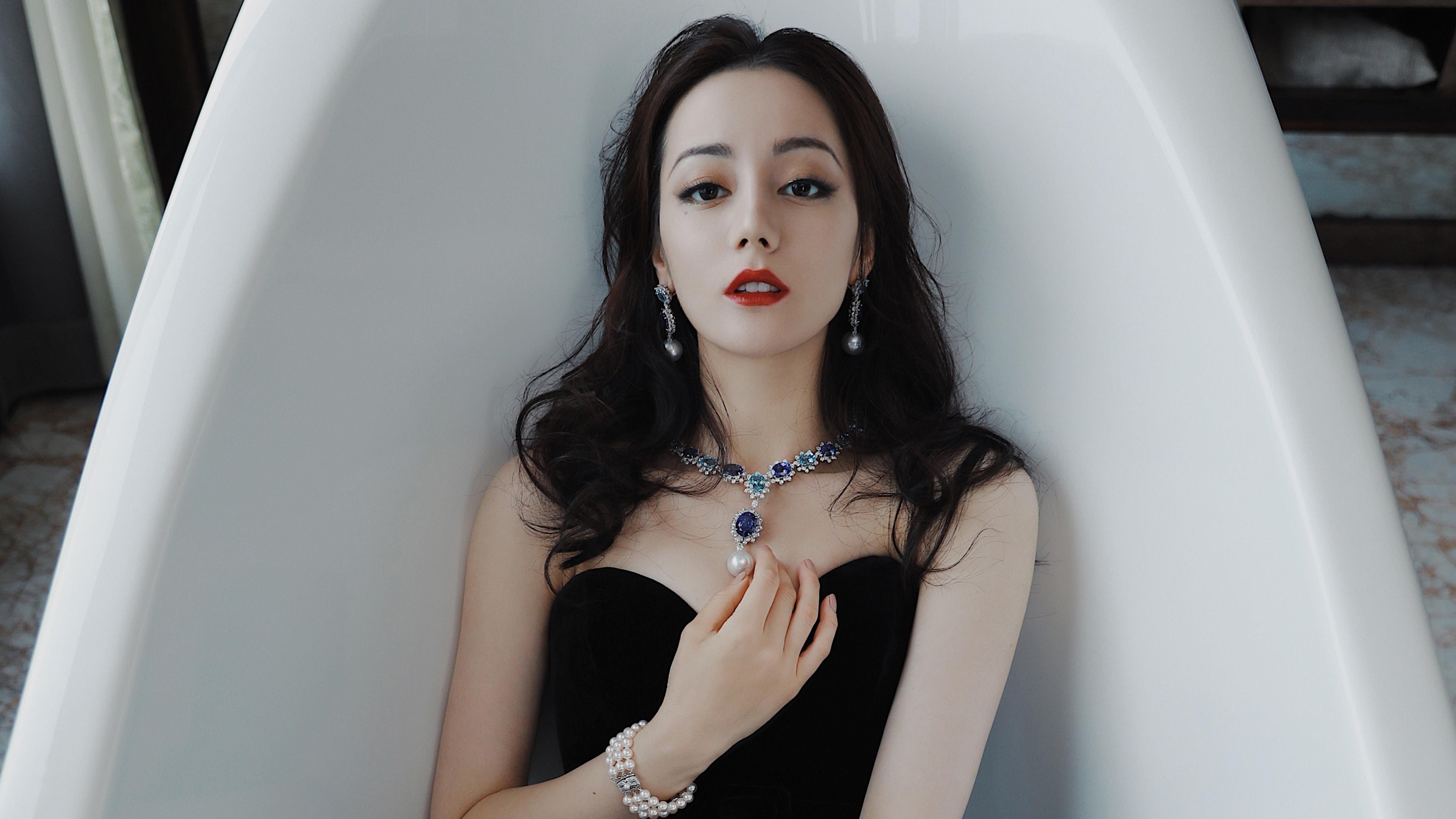 新西兰全黑队依靠快速节奏主宰比赛,防守与进攻完美结合,新西兰全黑队慈善公益