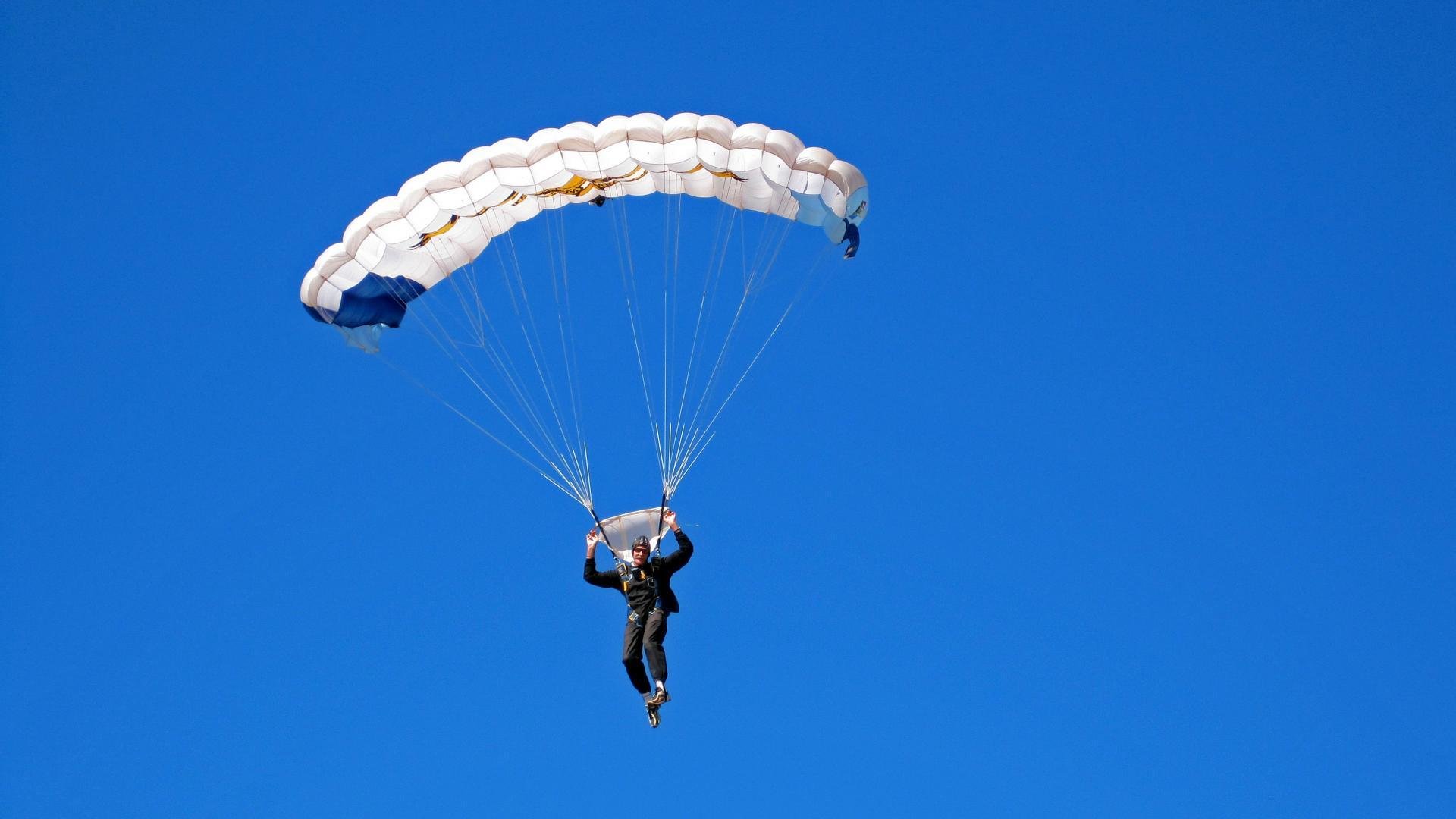 全国青少年卡丁车锦标赛在武汉火热进行,青少年卡丁车大赛